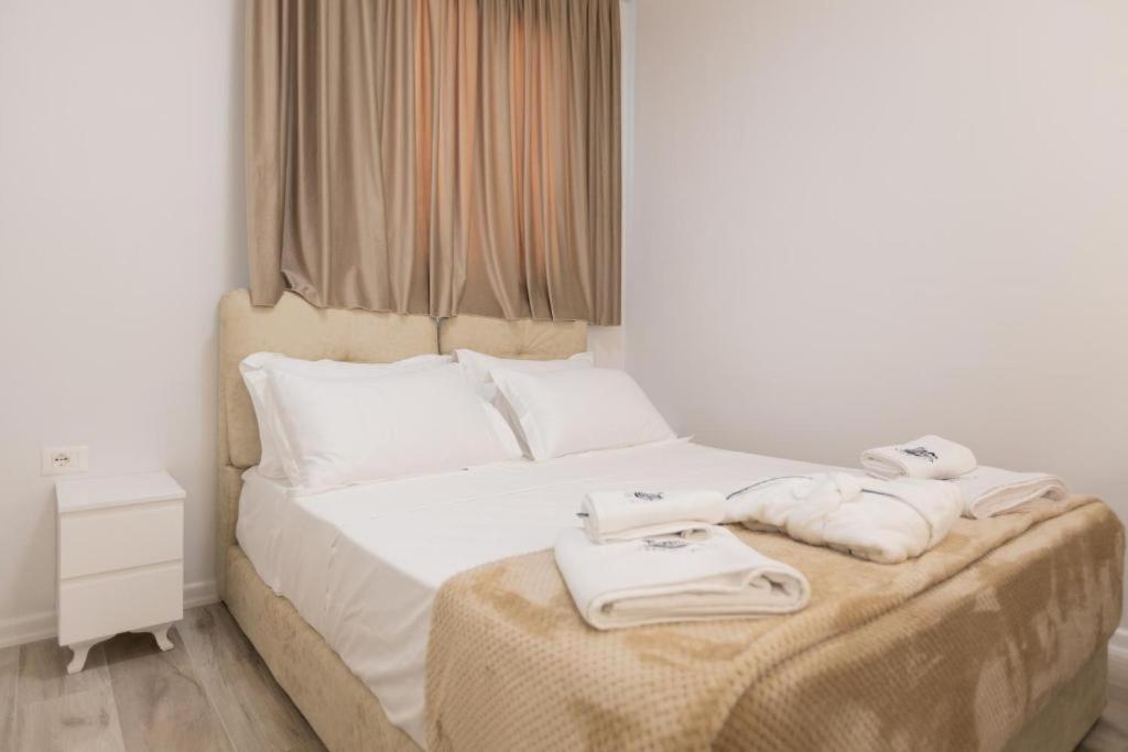 Hotel Zani's Wlora